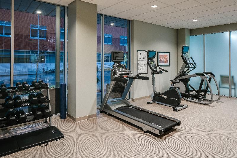 هتل Staybridge Suites Des Moines Downtown, An Ihg