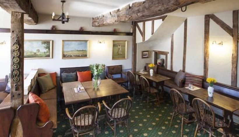 هتل The Talbot Inn