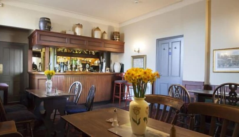 هتل The Talbot Inn