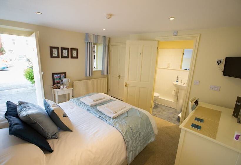 هتل The Talbot Inn