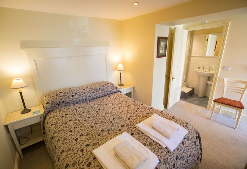 هتل The Talbot Inn