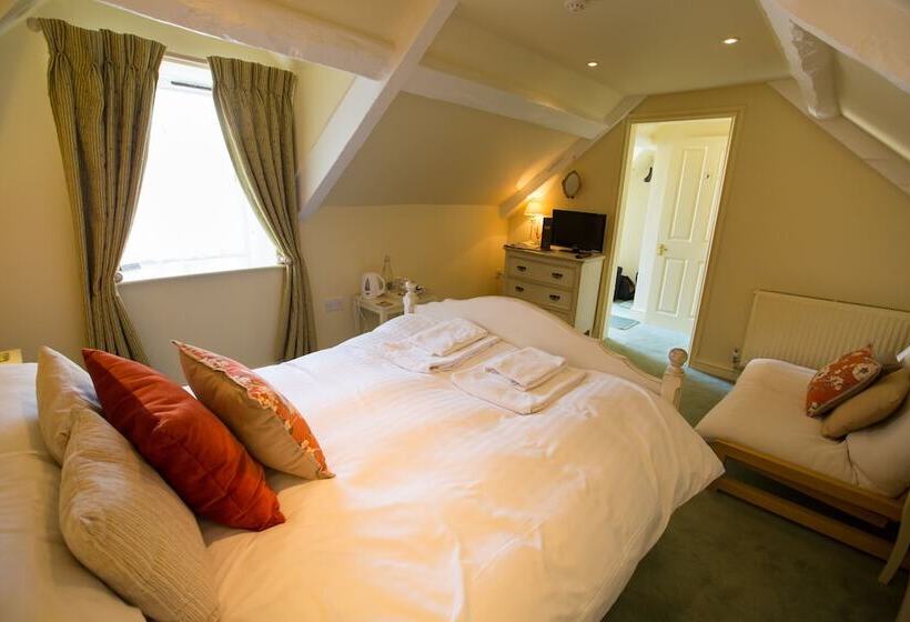 هتل The Talbot Inn