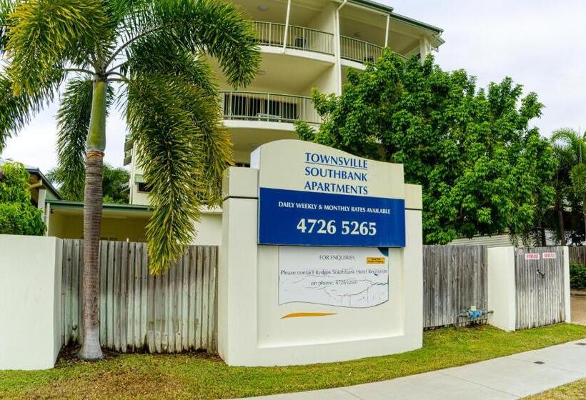 هتل Townsville Southbank Apartments