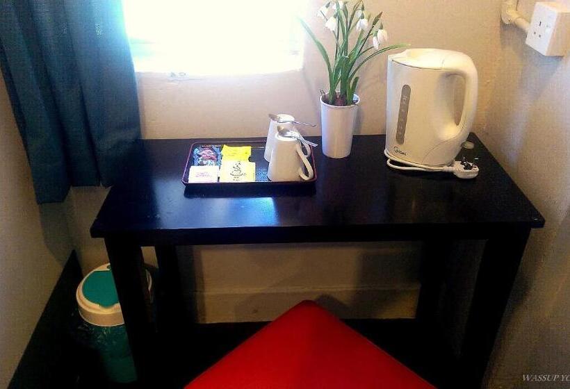 Fotos del hotel Wassup Youth Hostel:  30