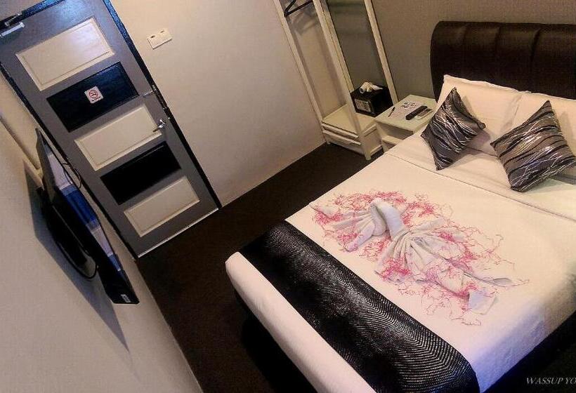 Fotos del hotel Wassup Youth Hostel:  28