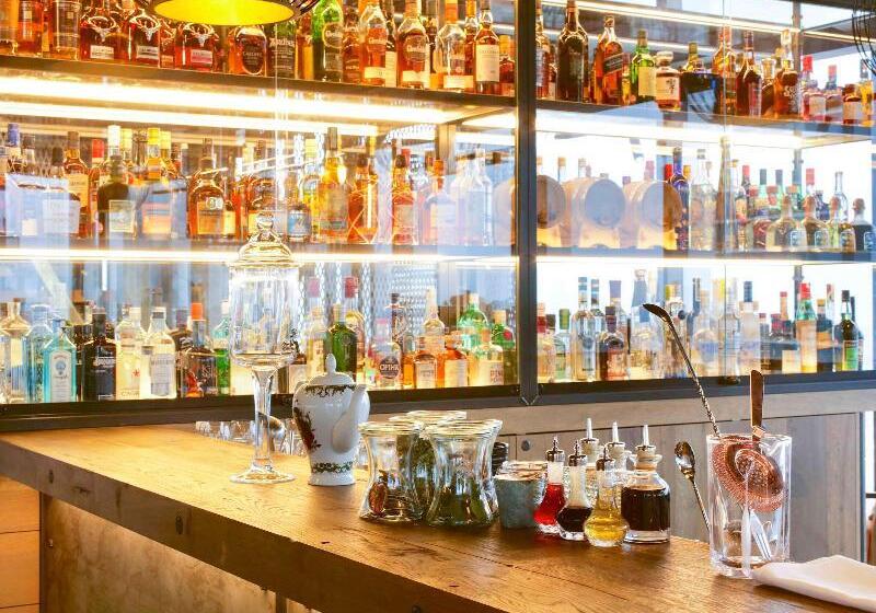 Novotel London Canary Wharf