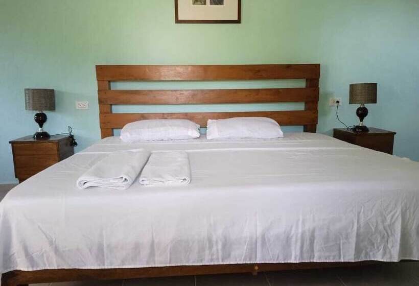 Eco Hotel Shalom