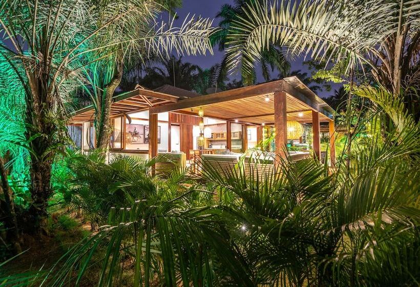 בית מלון כפרי Colibri Beach Villas