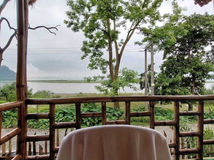 فندق Hill Mynah Bamboo Resort