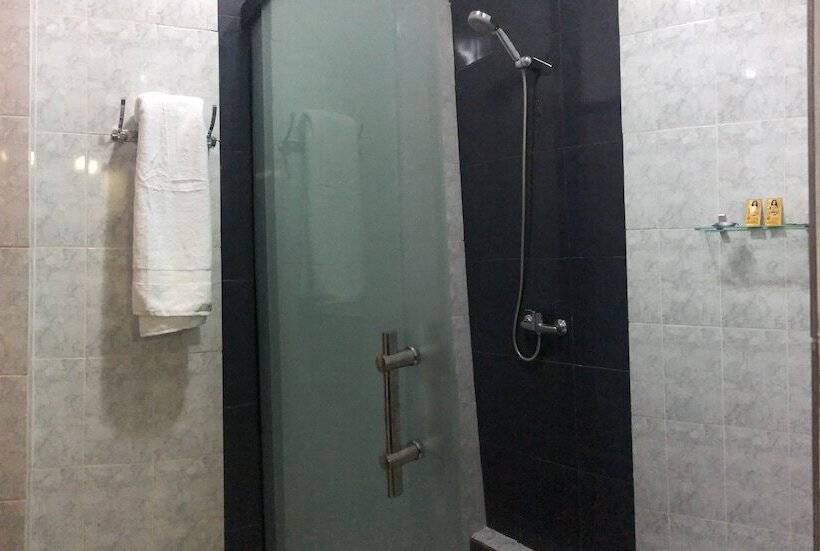 هتل Hostal Cagnapa Restobar