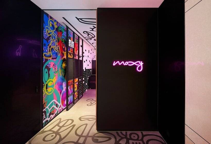בית מלון כפרי Moxy Seoul, Myeongdong