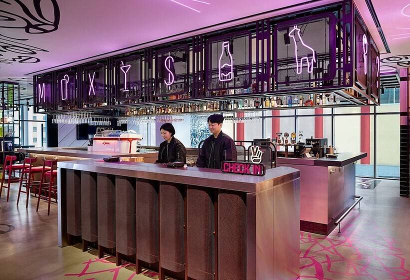 בית מלון כפרי Moxy Seoul, Myeongdong