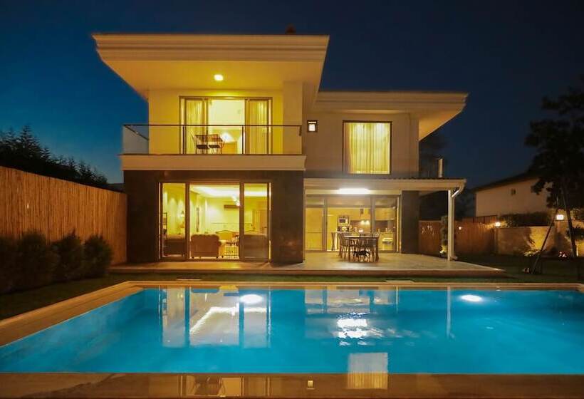 هتل New Balturk Villas Sapanca