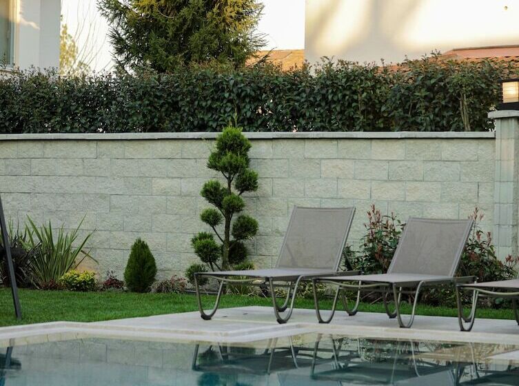 هتل New Balturk Villas Sapanca