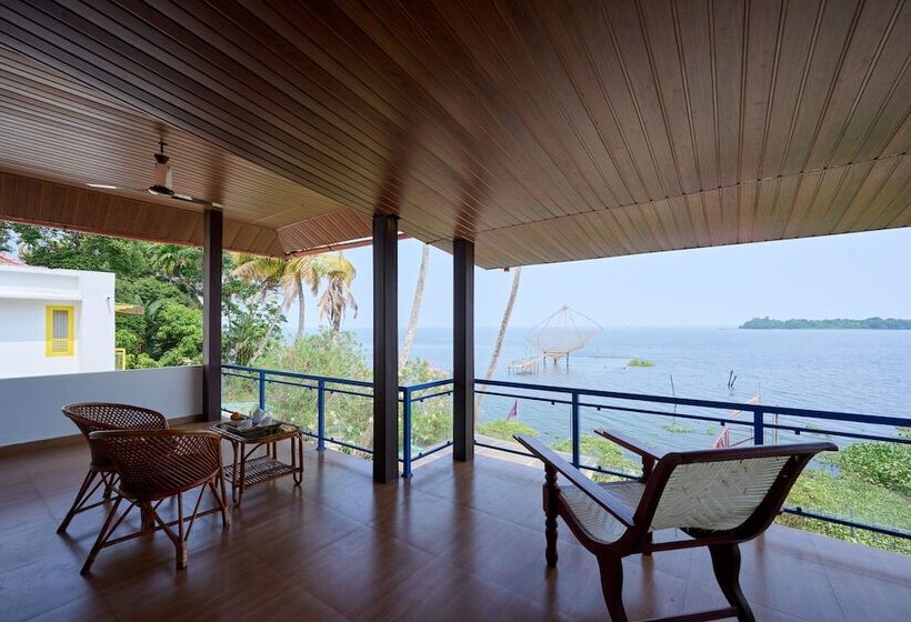 فندق Seclude By The Lake Alleppey