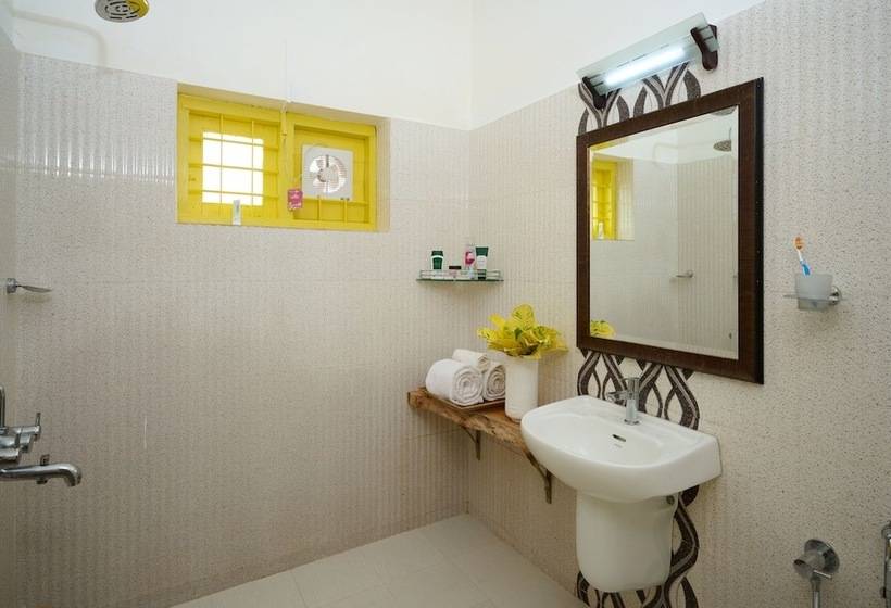 فندق Seclude By The Lake Alleppey