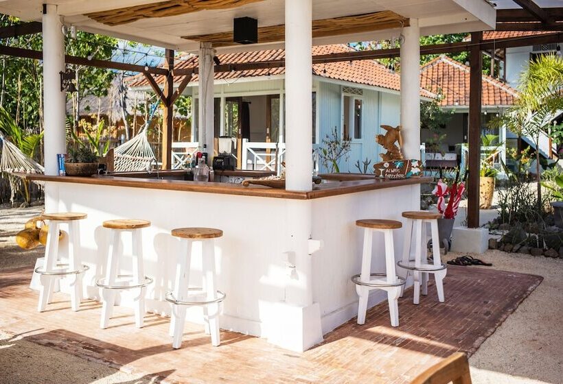فندق The High Dive Gili Gede