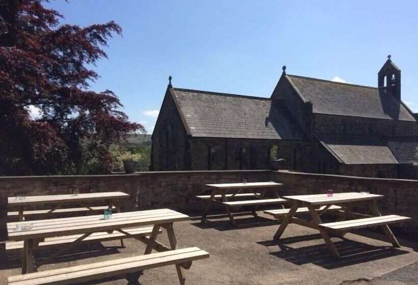 Manor House Inn