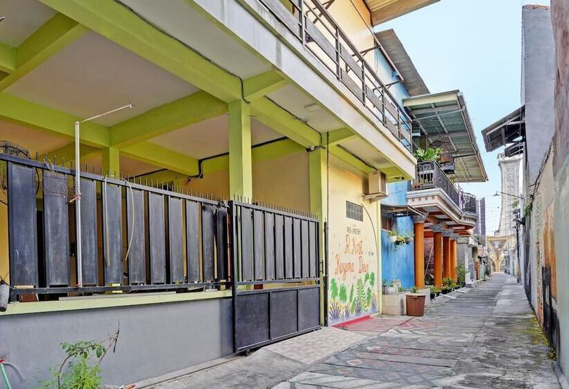 فندق Kost Kusuma Dewi Syariah By Oyo