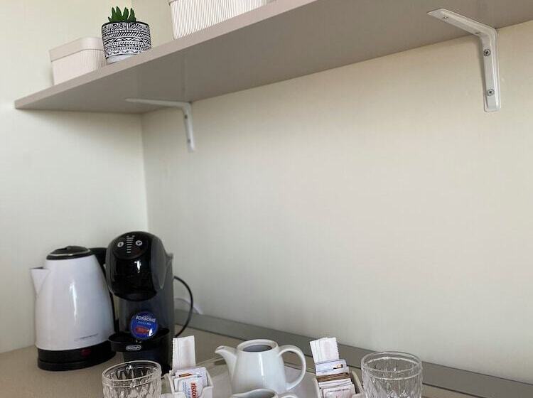 تختخواب و صبحانه Scala Dei Turchi Palace Suites