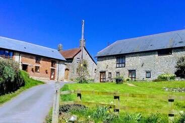 Hawley Farm Self Catering Holiday Accommodation
