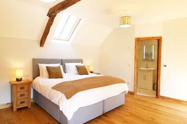 Hawley Farm Self Catering Holiday Accommodation