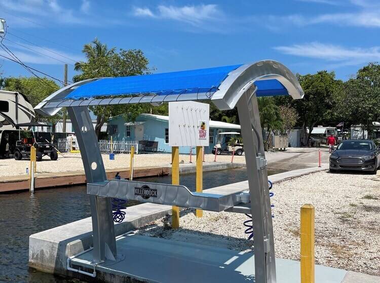 בית מלון כפרי Captain Jax