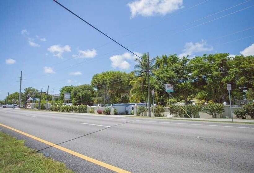 בית מלון כפרי Captain Jax