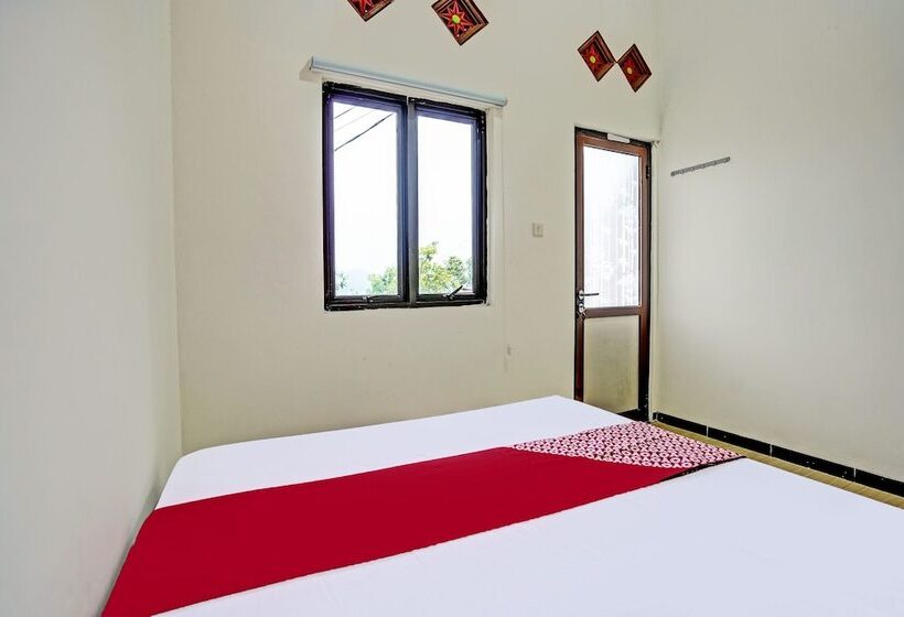 فندق D'jamus Resort Telaga Ngebel By Oyo