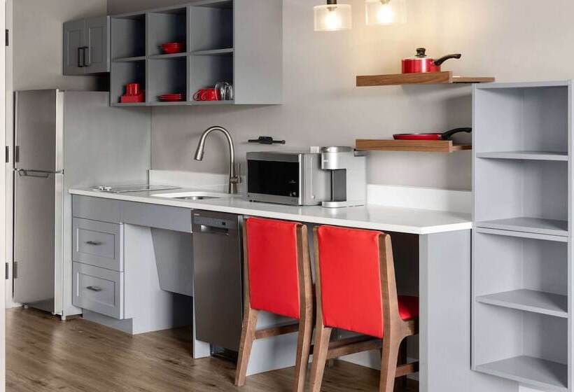 هتل Hawthorn Extended Stay By Wyndham Williston Burlington