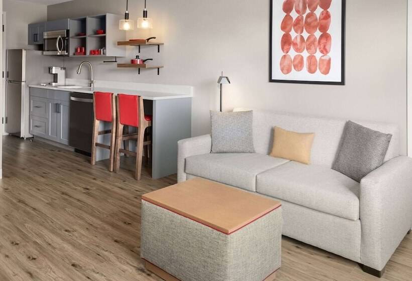 هتل Hawthorn Extended Stay By Wyndham Williston Burlington