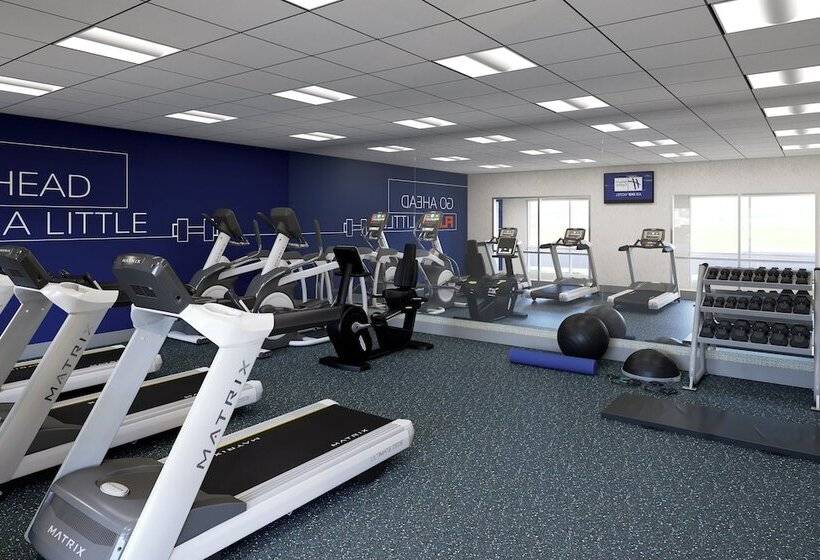 هتل Holiday Inn Express & Suites Atlanta South   Stockbridge, An Ihg