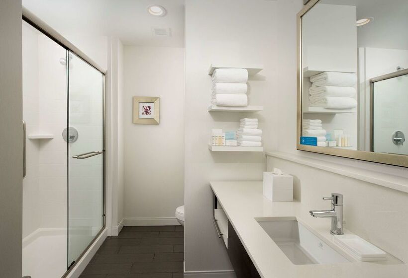 هتل Home2 Suites By Hilton Huntsville Village Of Providence