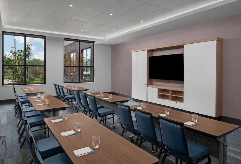 فندق Hyatt House Lansing University Area