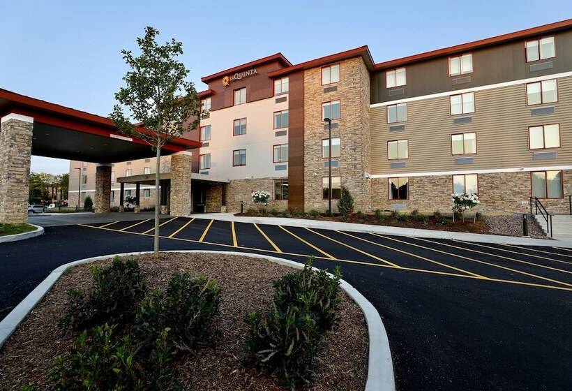 هتل La Quinta Inn & Suites By Wyndham Williston Burlington