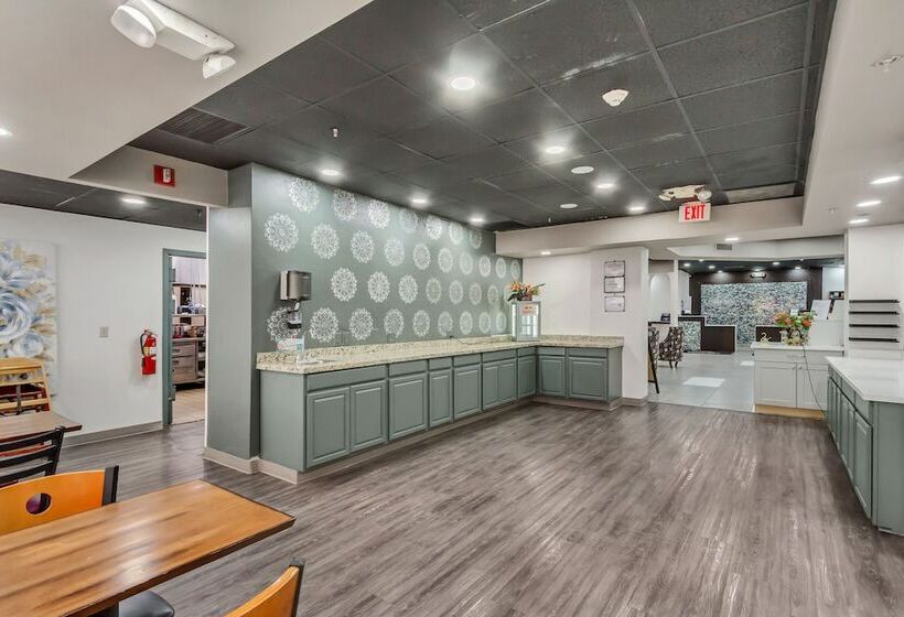 בית מלון כפרי Suburban Studios Salt Lake City Airport