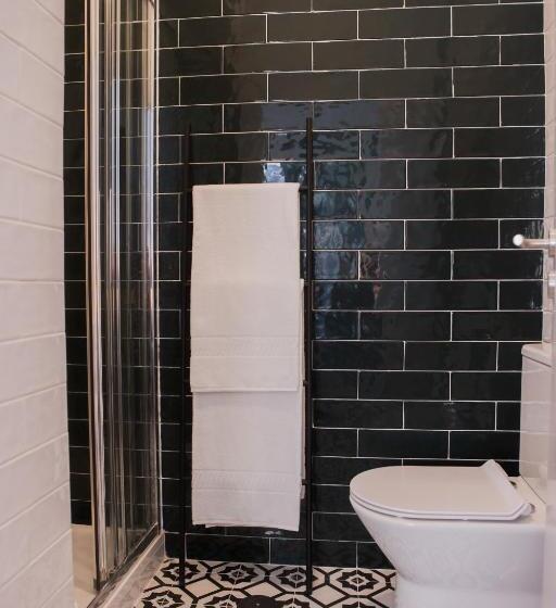 هتل Succeed Campo Pequeno Suites