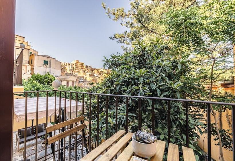 تختخواب و صبحانه Beb Omare Agrigento