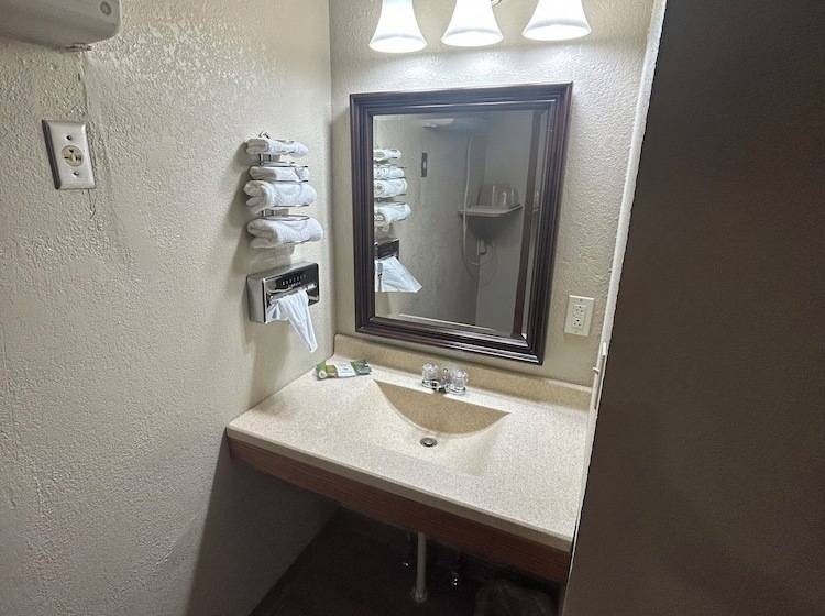 Royal Rest Motel