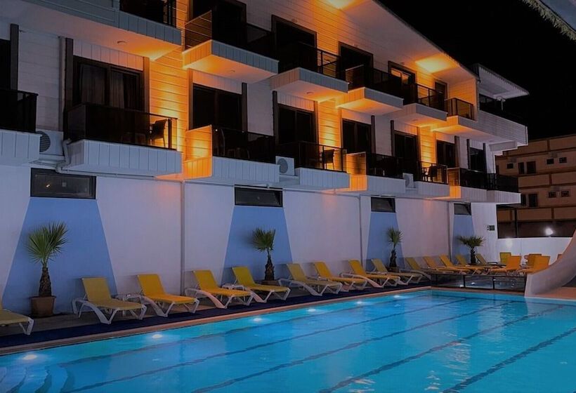 Atas Aqua  Otel Avsa