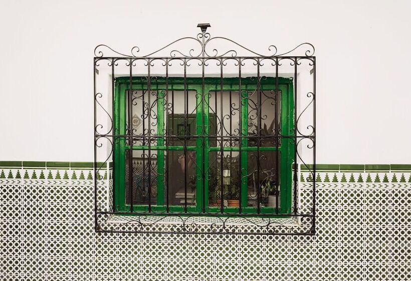 تختخواب و صبحانه Encanto Guesthouse