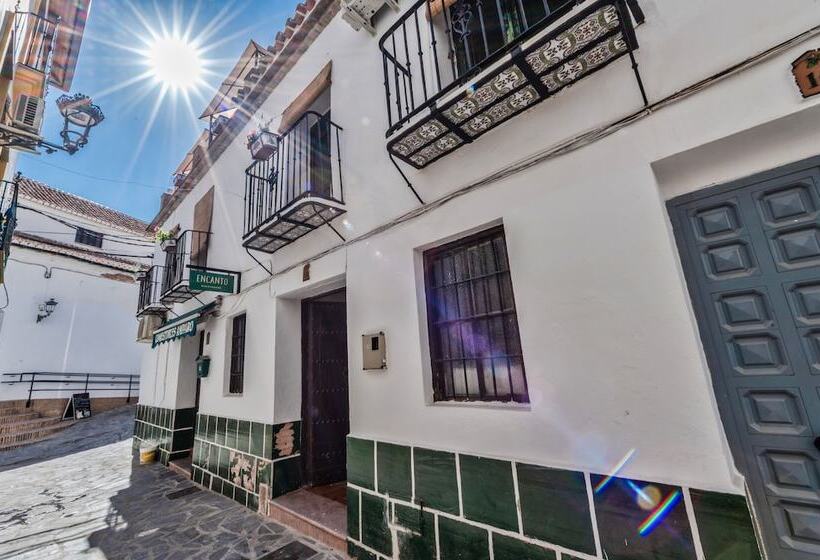 تختخواب و صبحانه Encanto Guesthouse