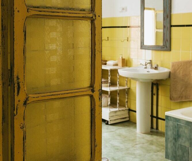 تختخواب و صبحانه Encanto Guesthouse