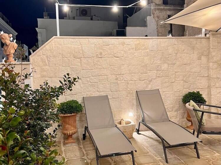 تختخواب و صبحانه Incentro Domus