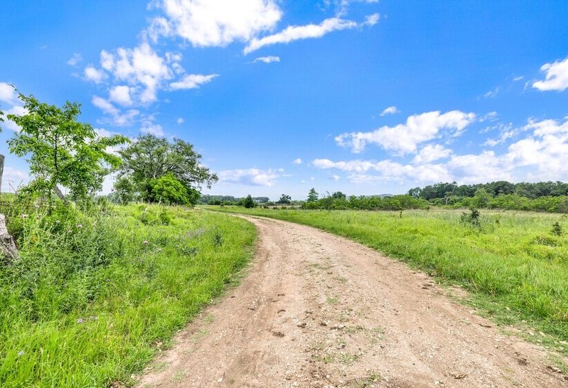 Canyon Lake Grill And Firepit Walk To Lake