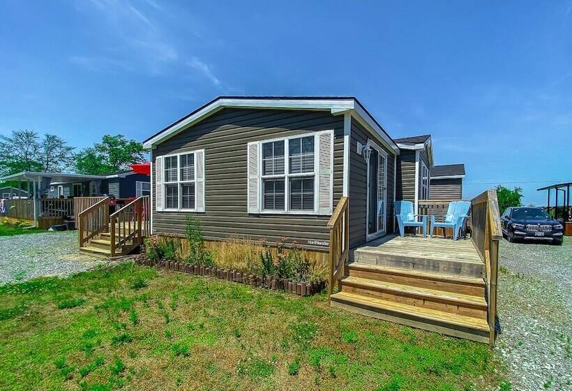 Falcon Cottages