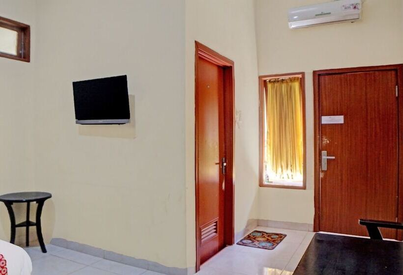 هتل Anora Homestay By Oyo
