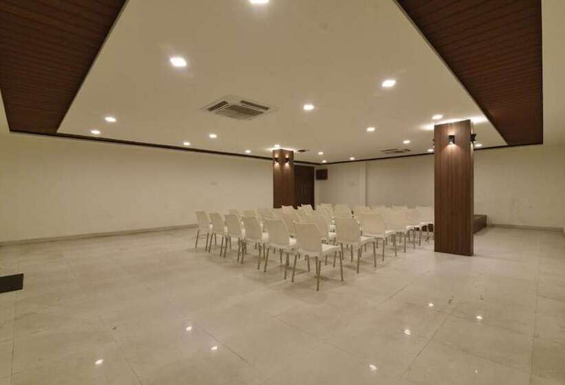 酒店 Clove