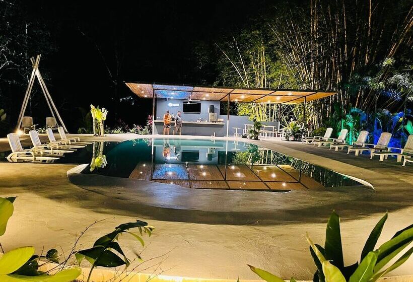 هتل Grand Park Manuel Antonio