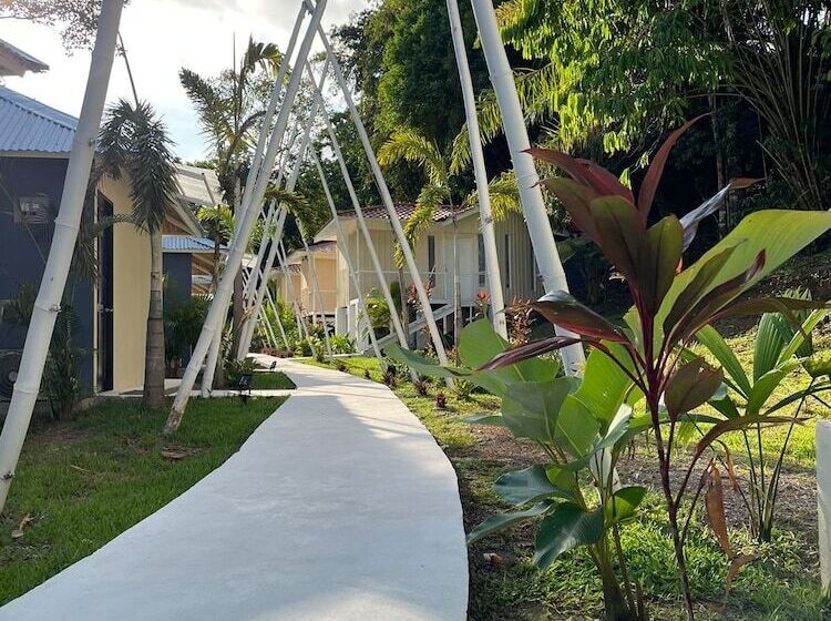 هتل Grand Park Manuel Antonio